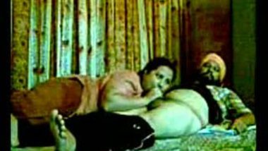 Punjabi Pissinh Porn - Punjabi Milf porn tube video | dukhanino2.ru