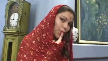 Suhagrat Muslim Girls - Massage Video Adult Suhagraat porn