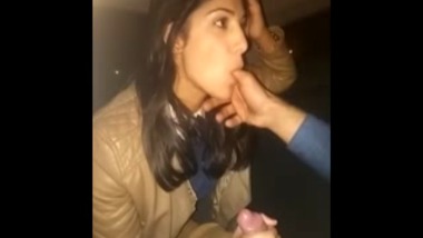 380px x 214px - Pakistani Sexy Girlfriend Fuck In Car porn