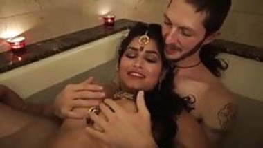 Xxx Sexy Romance Com Bhojpuri - Hot Romantic First Night Sex Video porn
