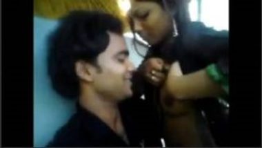 Hot Sister Without Bra Under Blankets With Bro - Free Indian Porn Tube Videos